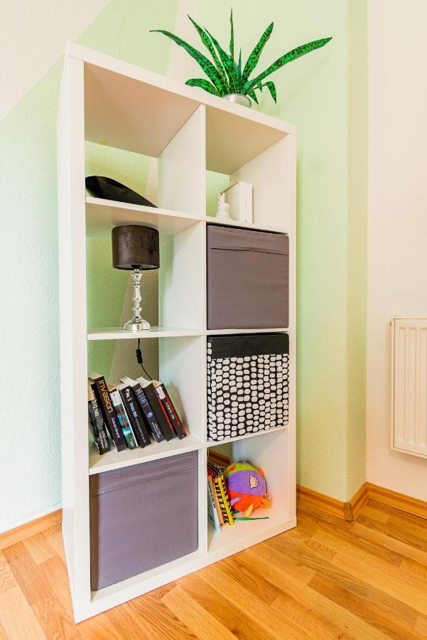 Helle Mit Balkon In Gruenen Innenhof - W-lan, 4 Schlafplaetze Apartment *